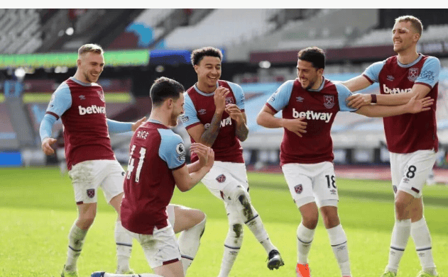 1.5亿买两个同水平的边角料中锋，曼联真是神人 ​（曼联神操作：1.5亿砸下两名水平相仿的边缘中锋）