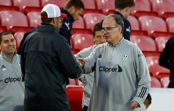 剑南春丨拜仁让二追六6-2逆转弗赖堡，奥利塞2射3传，卡尔传射（剑南春丨拜仁2球落后连入6球6-2翻盘弗赖堡，奥利塞梅开二度+3助，卡尔传射）