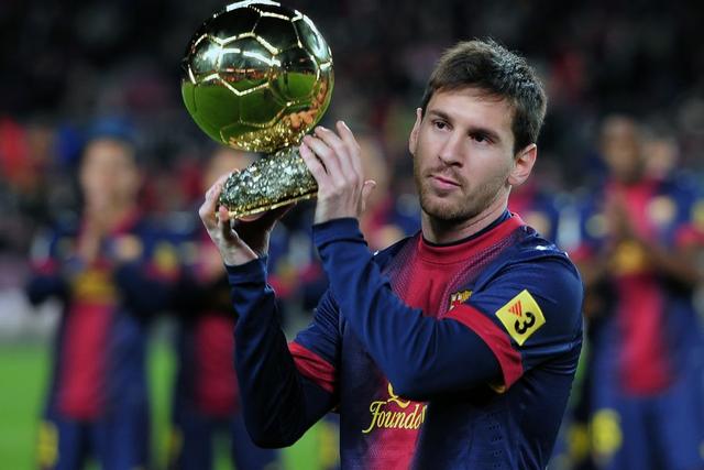 迈阿密国际4-0辛辛那提晋级四强，梅西助攻戴帽+头球破门，阿连德双响（迈阿密国际4比0横扫辛辛那提闯入四强：梅西助攻帽子戏法+头球得分，阿连德梅开二度）